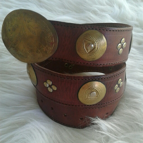 Vintage Accessories - Vintage Leather Belt Gold Accents